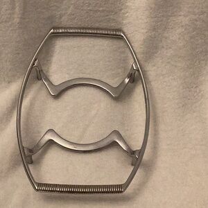 Corning ware Casserole Holder ~ Trivet ~ Metal ~ P-11-M